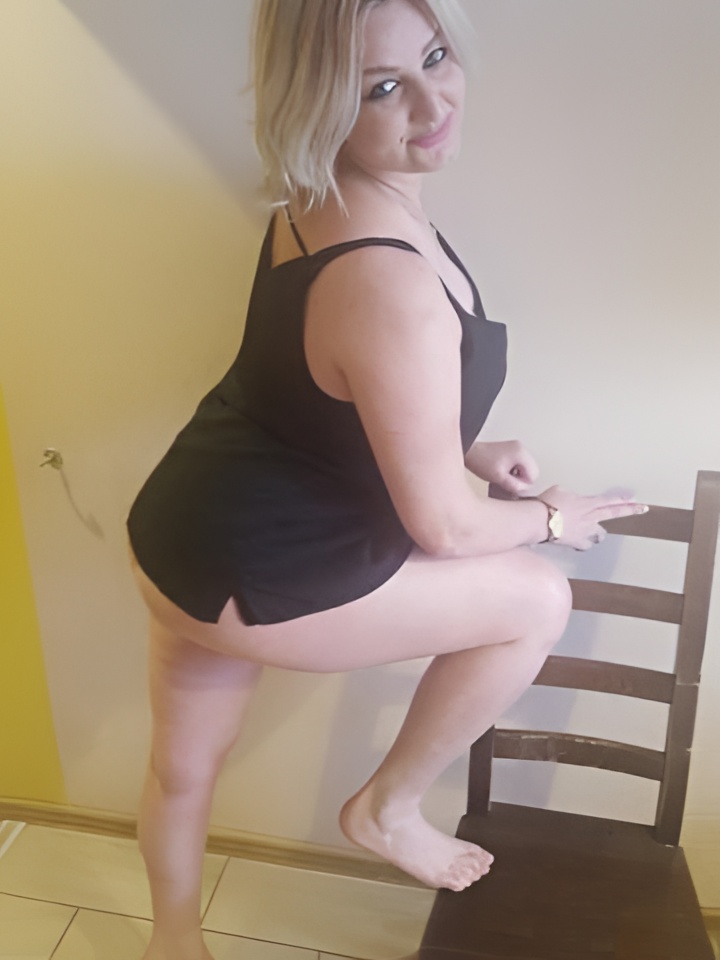 Илона привлекальеная девушка из Боровска цена от 4000 руб