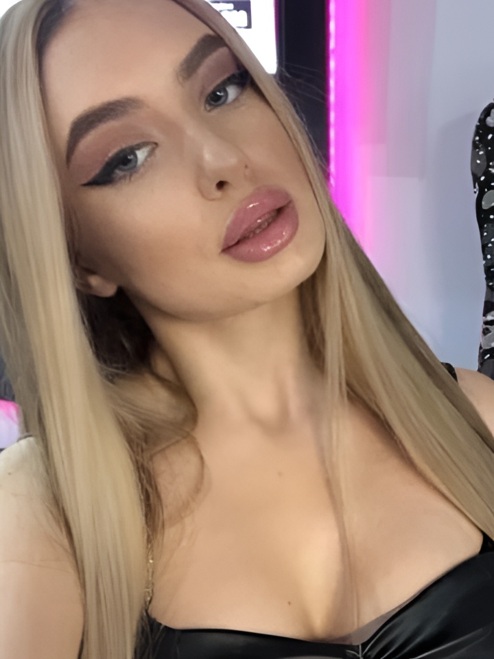 Рената привлекальеная девушка из Боровска цена от 2500 руб