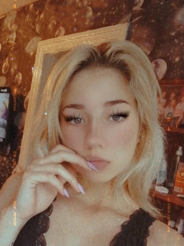 Анжела привлекательная девушка из Боровска цена от 3000 руб