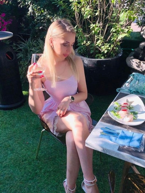 🎥 Ева привлекательная девушка из Боровска цена от 5000 руб